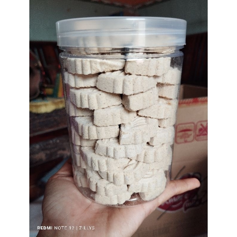

kue satru kacang hijau kemasan toples 400gr
