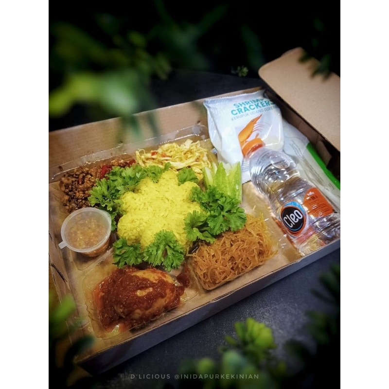 

Exclusive Food Hampers 2