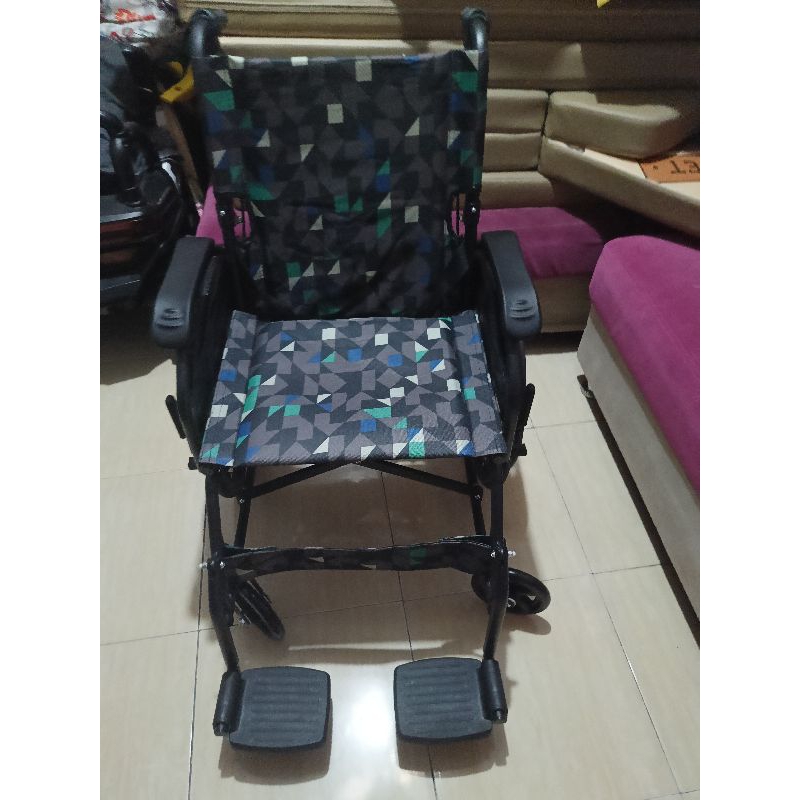 sewa kursi roda Jogja tidak dijual