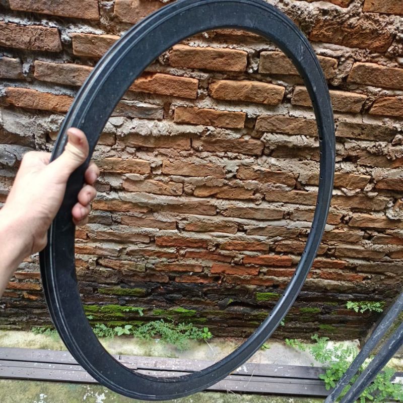 rims 700c 32h SEPASANG bekas
