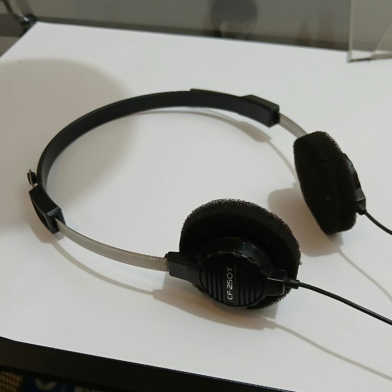 vintage sony cf250t japan walkman headphones
