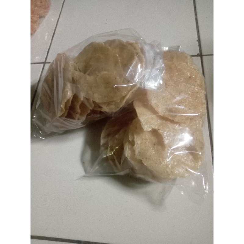 

Kerupuk/Opak ketan asin