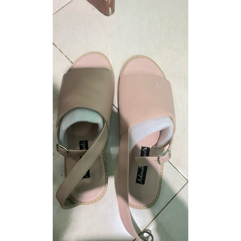 preloved sandal adorable project