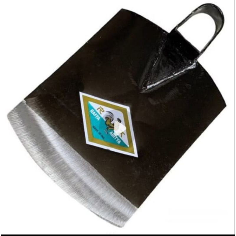 cangkul tanah anti lengket