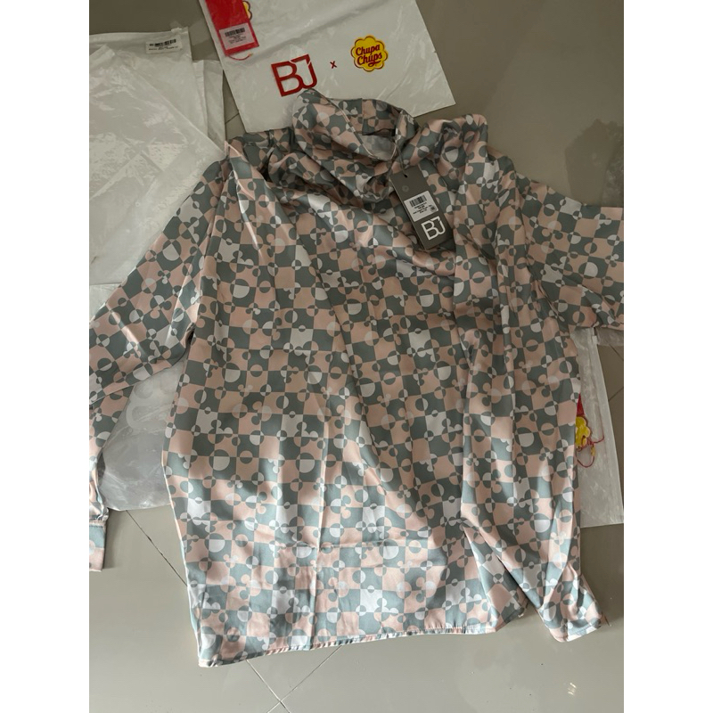 Disney ixora blouse benang jarum new original