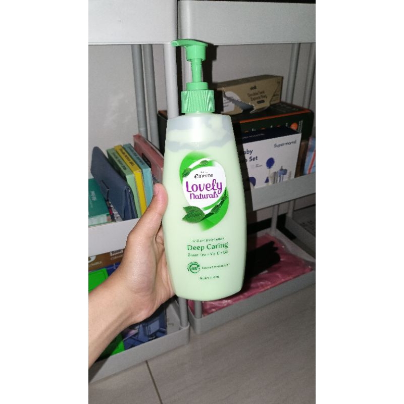 PRELOVED BODY LOTION EMERON LOVELY NATURALS DEEP CARING ORI