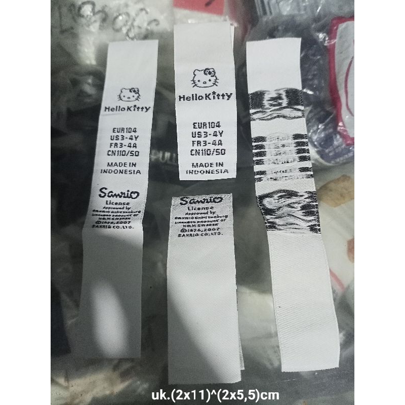 

label merek brand merek label (main) label tag hello kitty funny baby manuque