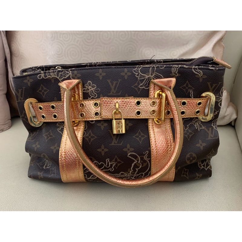 Tas tangan wanita second/ tas wanita bekas/ woman bag second