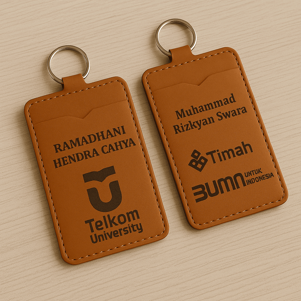 

Nametag Id Card Lanyard Holder Kulit 3 Tempat Kartu Bebas Custom Logo Tulisan