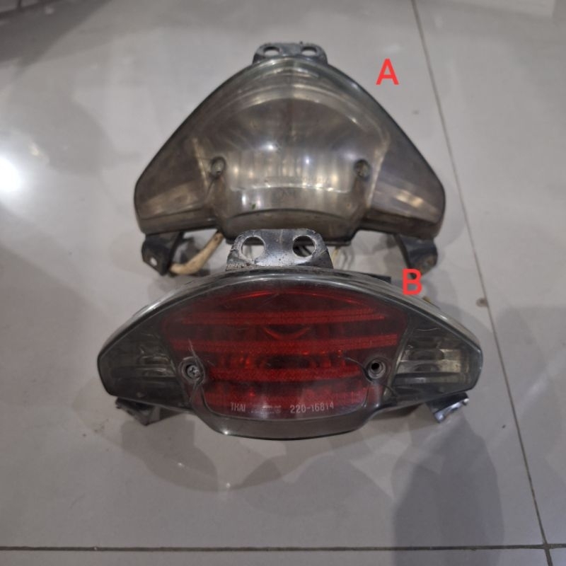 Preloved - Stop Lamp Set / Lampu Belakang Suzuki Spin 125