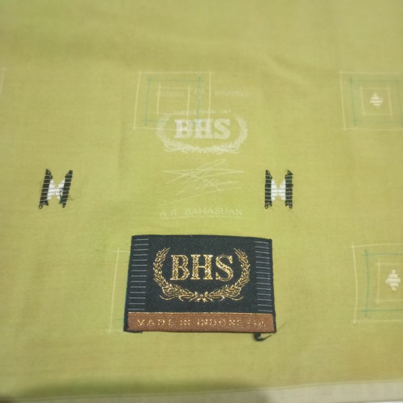 sarung bhs SKT full sutra spunslik 210/2 second minus ringan