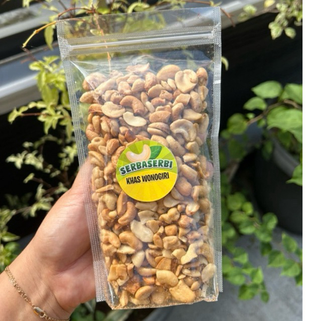 

Kacang mede patahan / Pecahan Matang Goreng 200 gram ASLI WONOGIRI