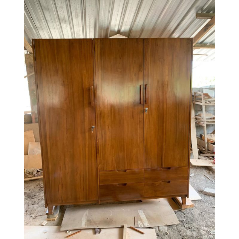 lemari pakaian 3 pintu minimalis modern