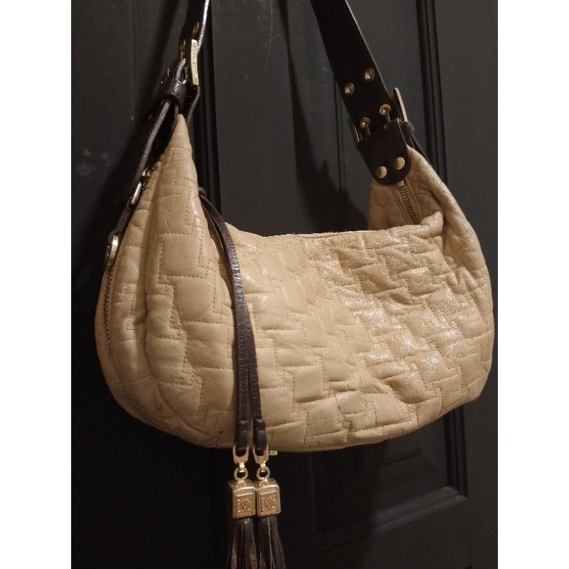 ANNE KLEIN SINGA