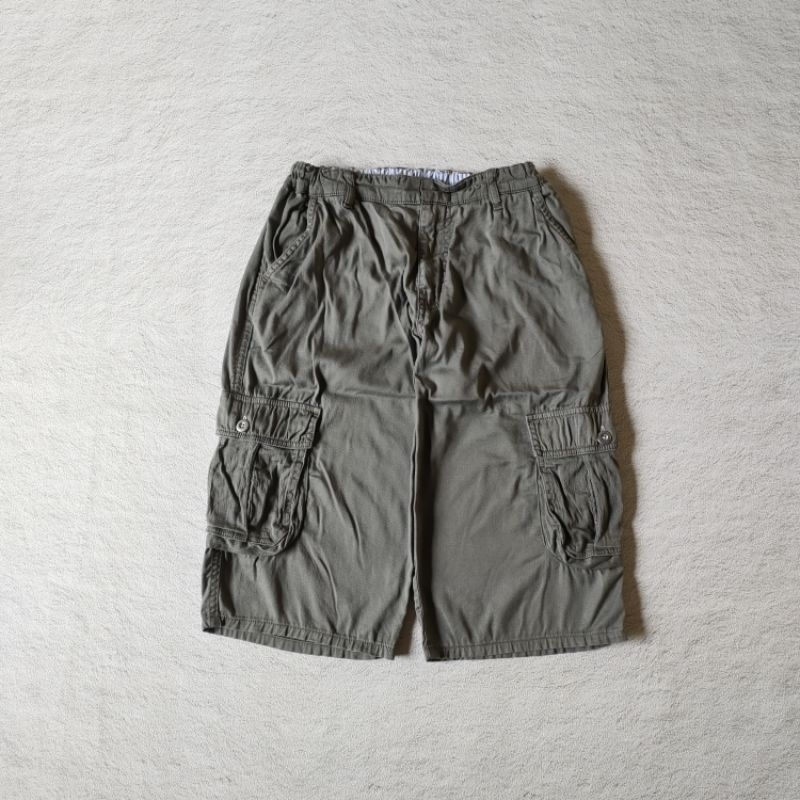 Short cargo pants japan