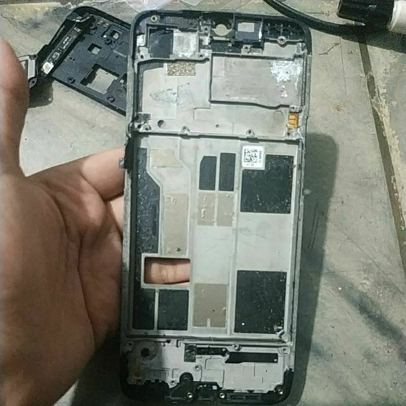 frame only bekas Oppo f9
