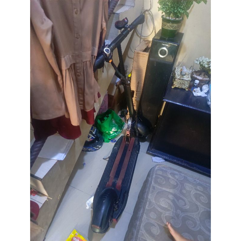scooter sealup Q8