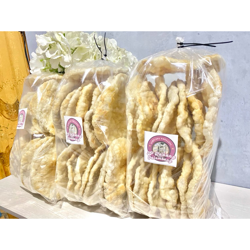

Ready kemplang panggang khas SP Padang : Palembang ,ukuran besar ,isi 15 (ikan asli)