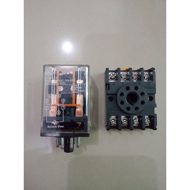 Relay 220/240V AC Kaki 8 + Socket