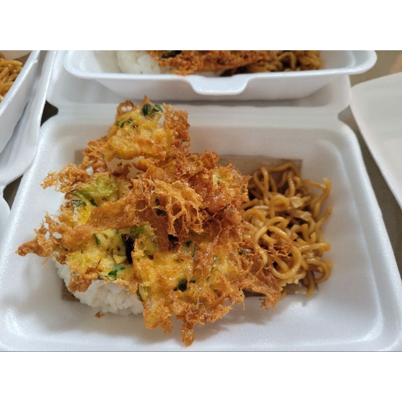 

Nasi box Ekonomis Telur crispy Mie