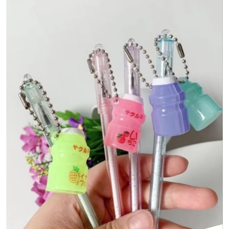 

Pulpen Tulis Karaktet Lucu Bentuk Botol Yakult