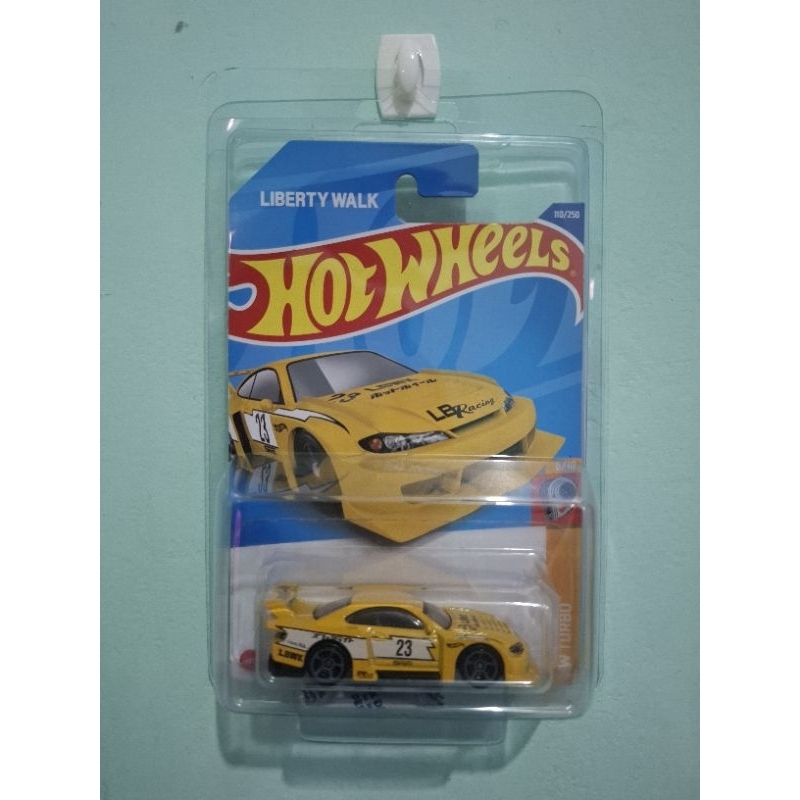 Hotwheels LBWK S15 Kuning