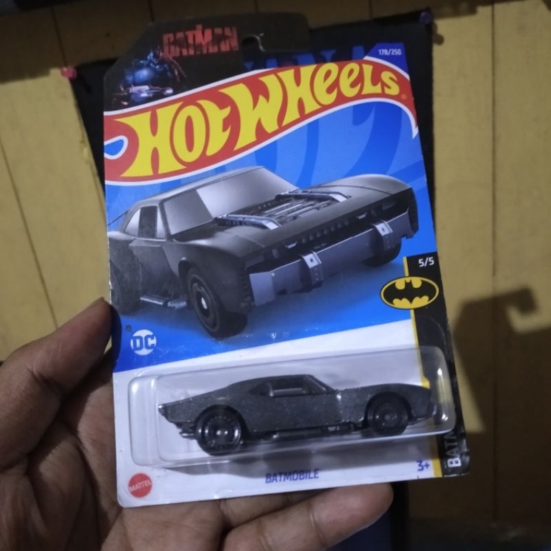 hotwheels batmobile batman