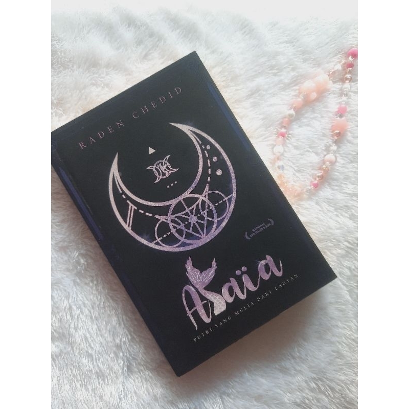 PRELOVED NOVEL ALAIA