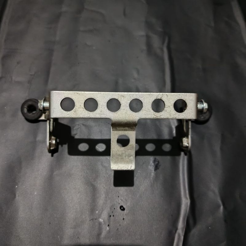 Braket Tangki Original R15V3 VVA