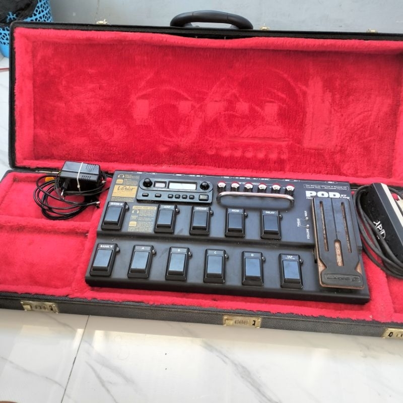 Efek LINE 6 POD XT LIVE