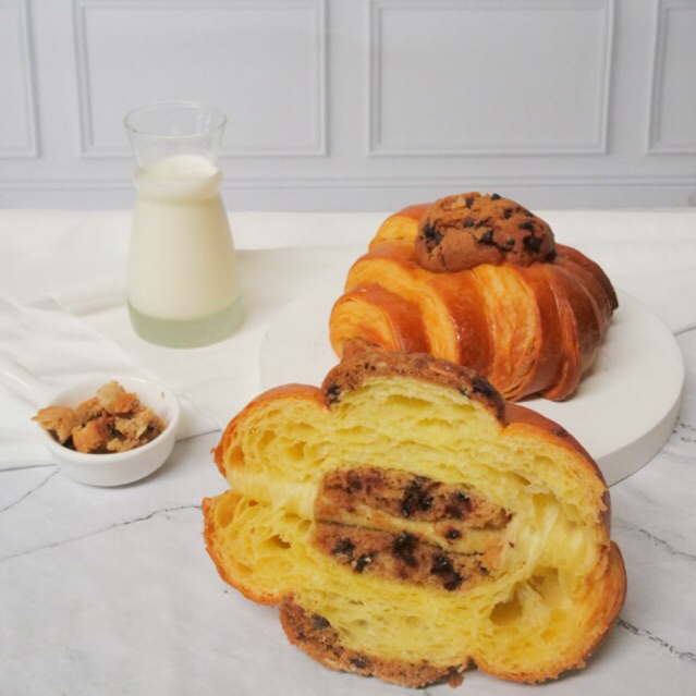

Croissant Cookies