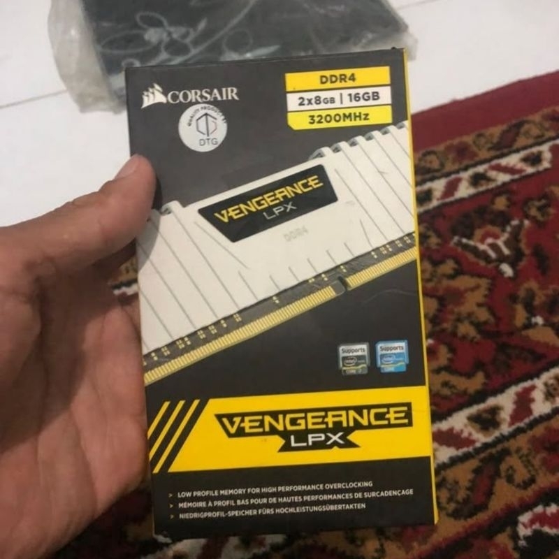 RAM CORSAIR VENGEANCE DDR4 16GB 3200Mhz