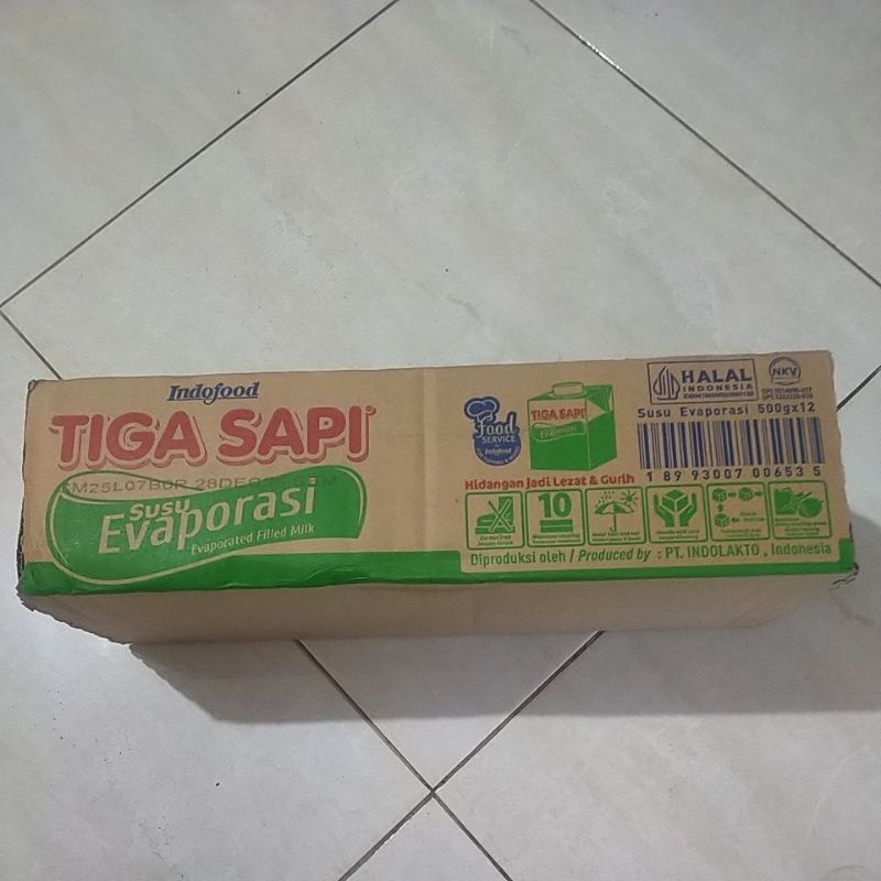 

susu evaporasi tiga sapi 500gr 1dus