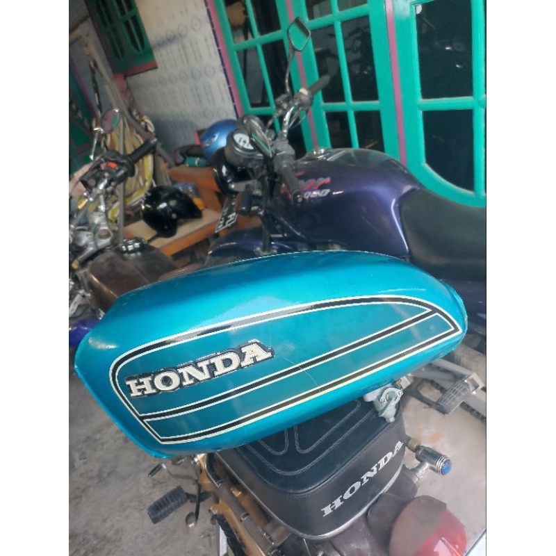 tangki tengki CB 125 original paint cat set kran dan tutup original