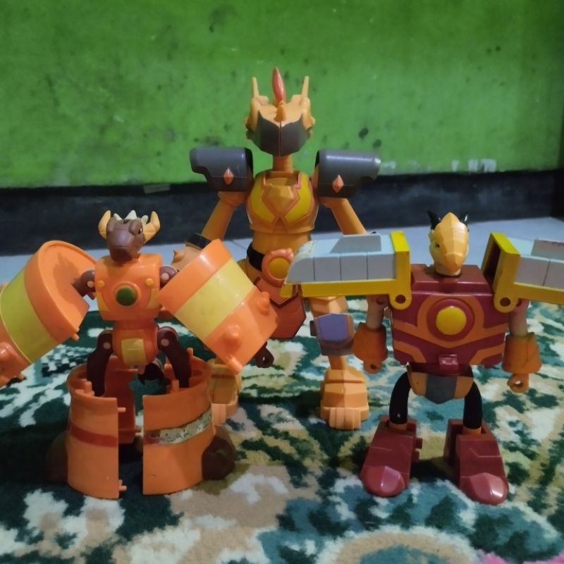 Mainan Dragon Warrior 3 in 1 coklat Kafu