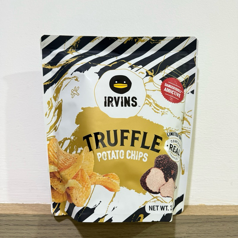 

RB IRVINS SALTED EGG 95GRAM FISH SKIN SALMON SKIN POTATO CHIPS KERIPIK KERUPUK VIRAL
