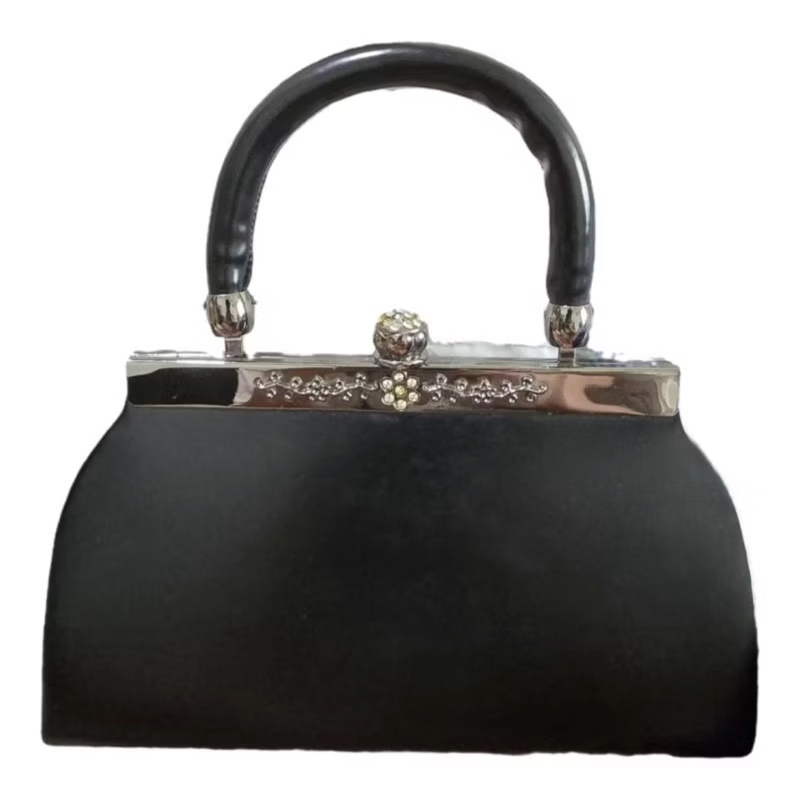 Tas Pesta Wanita Warna Hitam Elegan