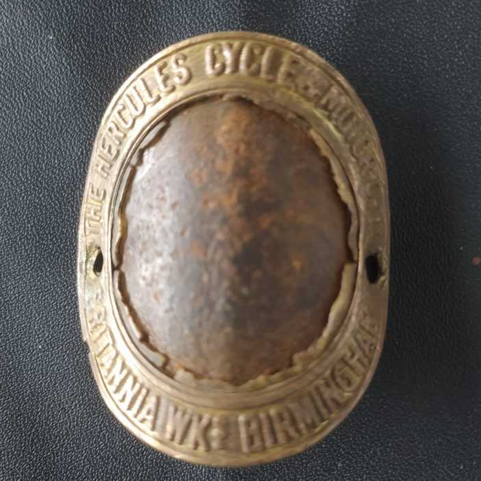 MERK / EMBLEM SEPEDA ONTHEL HERCULES ORIGINAL [ KOLEKSI BARANG ANTIK JADUL LAWAS ASLI ]