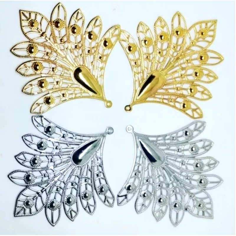 Lempengan Merak Emas