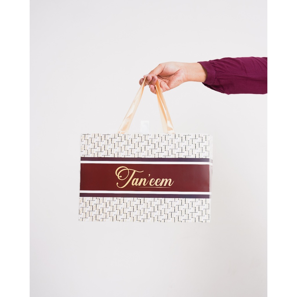 

Paperbag Kotak Kado Tan'eem