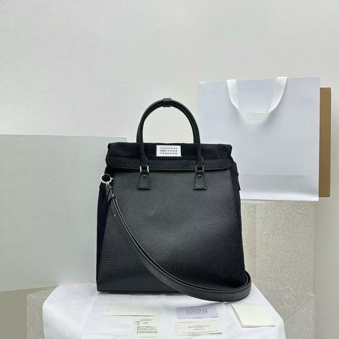 Maison Margiela 5ac Shoulder Cross Shoulder Handbag Black 3421