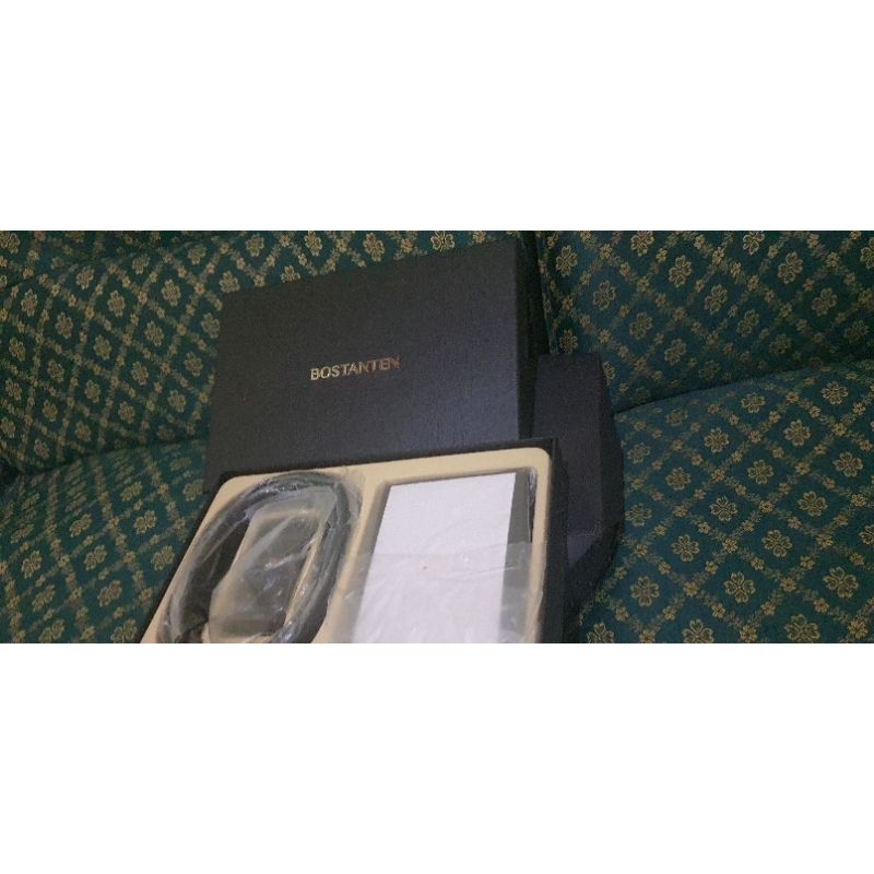 bostanten ikat pinggang dan dompet