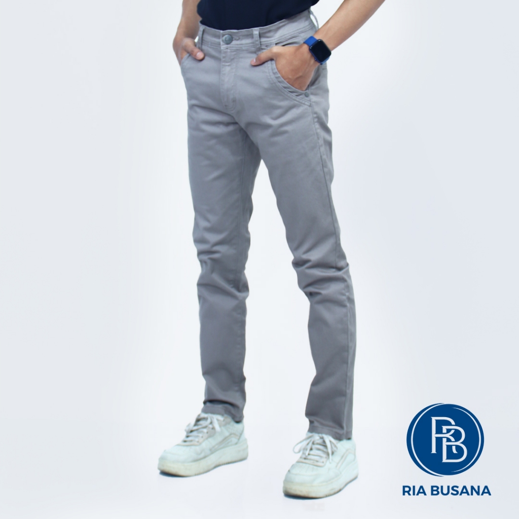 Ria Busana - Roxeld - Celana Panjang Kasual Dewasa Pria Slim Katun Art. PLFR00611BN