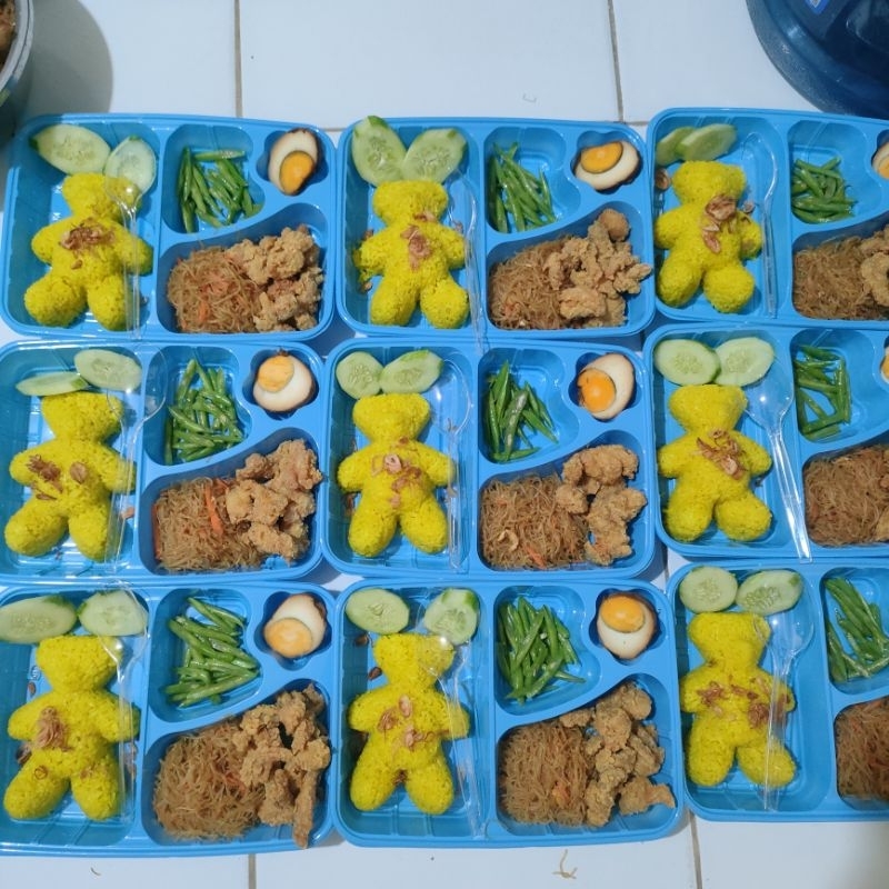 

Nasi Kuning Bento Box Nasi Kotak Ulang Tahun
