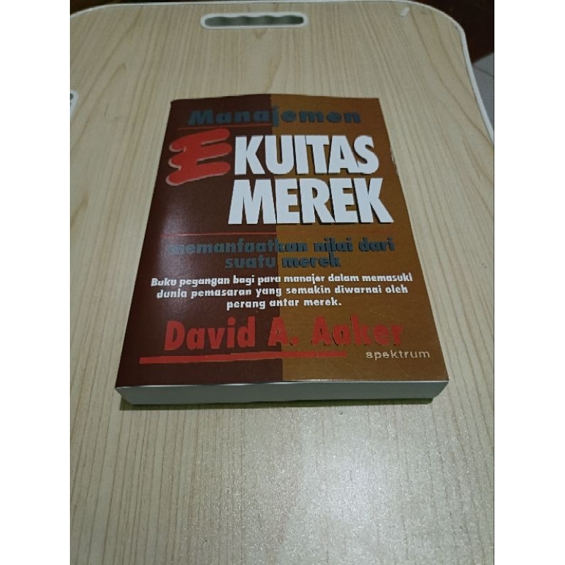 buku manajemen ekuitas merek oleh David aaker