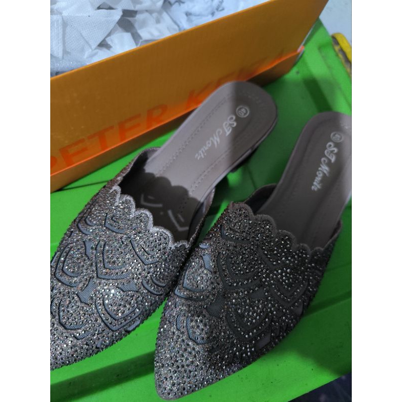 Sendal Slop Merk St.Moritz