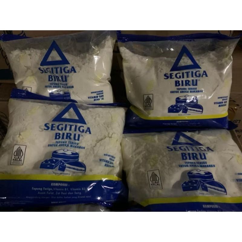 

Tepung Terigu Segitiga Biru 500 Gram