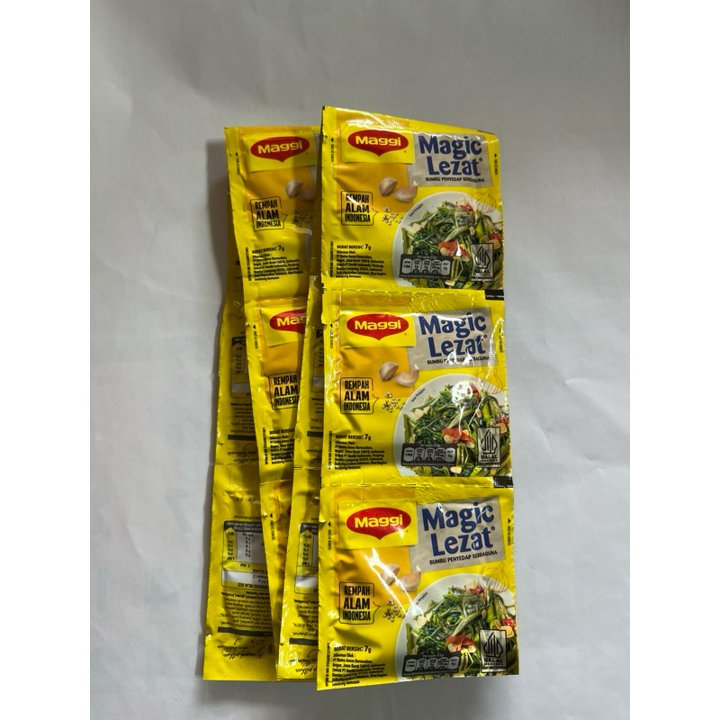 

maggi magic lezat 1 renteng isi 12 sachet