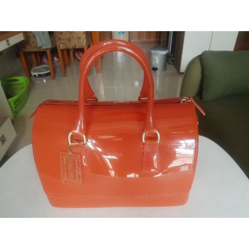 Jual murah. Preloved Furla Jelly Candy authentic. Kondisi mulus kinclong.