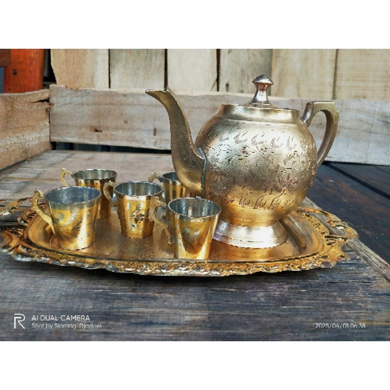 teko set bahan Kuningan antik kuno jadul